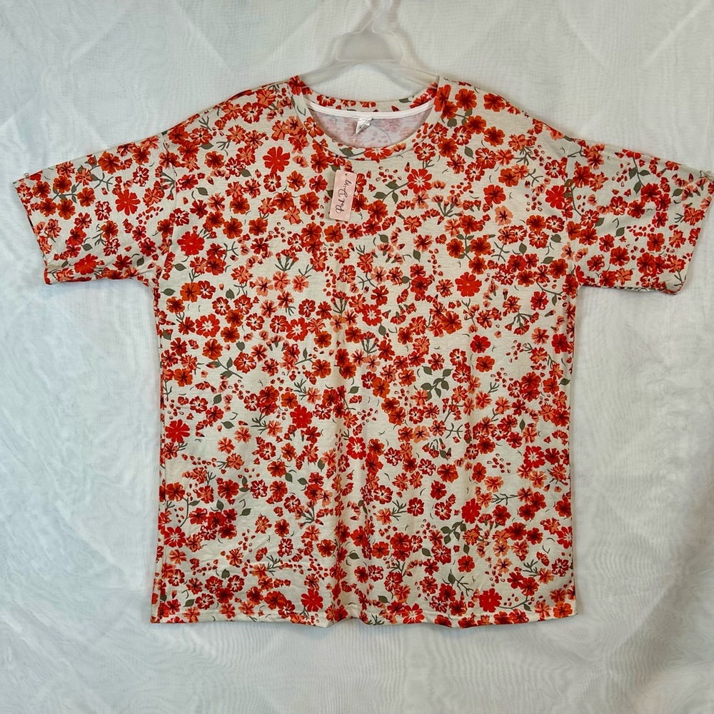 NWT Pink Daisy Women’s Floral Short Sleeve Tee / 1X